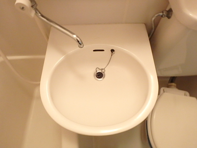 ��ʌ��������܎s������ۃ��蒬�̃A�p�[�g�̐��ʏ�