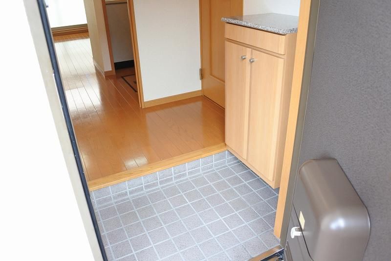 ��ʌ�����s���L�R���ڂ̃}���V�����̌���