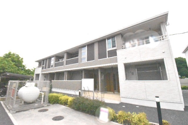 ��ʌ�����s�厚���s���̃A�p�[�g�̌����O��