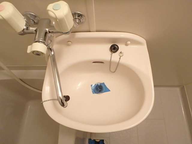 ��ʌ��������܎s�����擌��{�T���ڂ̃}���V�����̐��ʏ�