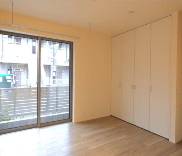 ��ʌ��z�J�s�{�{���R���ڂ̃}���V�����̂��̑������E�X�y�[�X