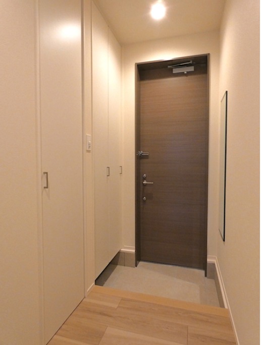 ��ʌ��z�J�s�{�{���R���ڂ̃}���V�����̌���