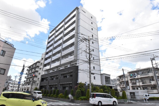 ��ʌ�����s���L�P���ڂ̃}���V�����̌����O��