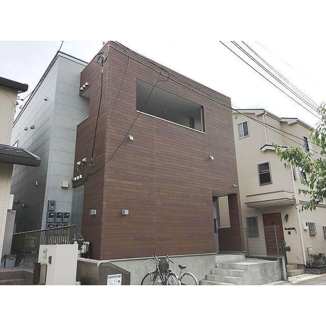 ��ʌ��������܎s�k��{�����S���ڂ̃A�p�[�g�̌����O��