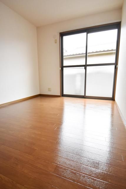 ��ʌ��������܎s��{��O���P���ڂ̃e���X�n�E�X�̂��̑������E�X�y�[�X