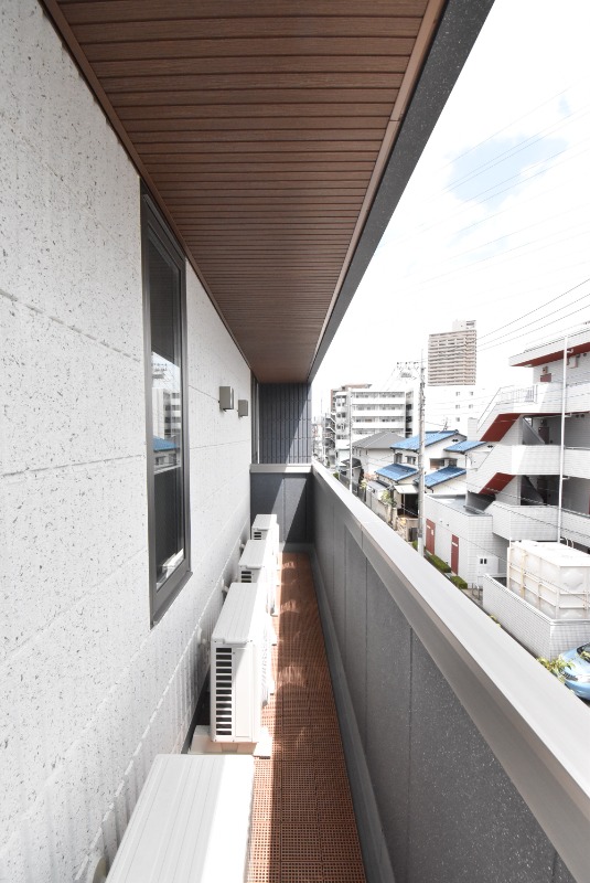 ��ʌ��z�J�s�k�z�J�S���ڂ̃}���V�����̃o���R�j�[