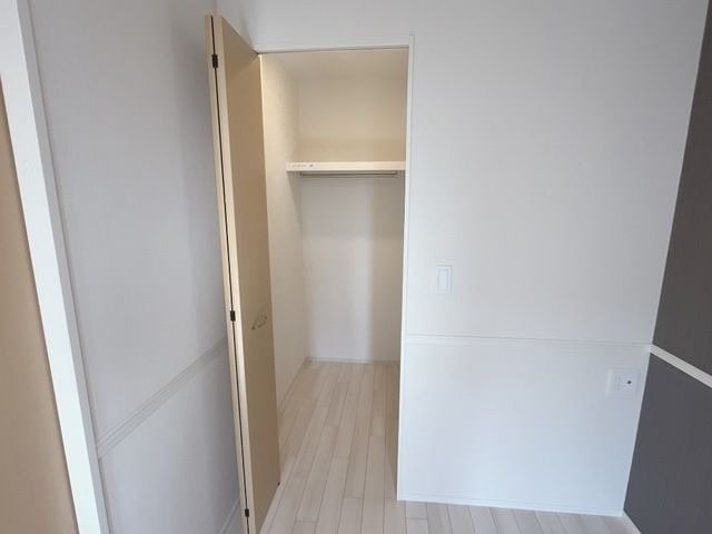 ��ʌ��������܎s����厚�����y�̃A�p�[�g�̎��[