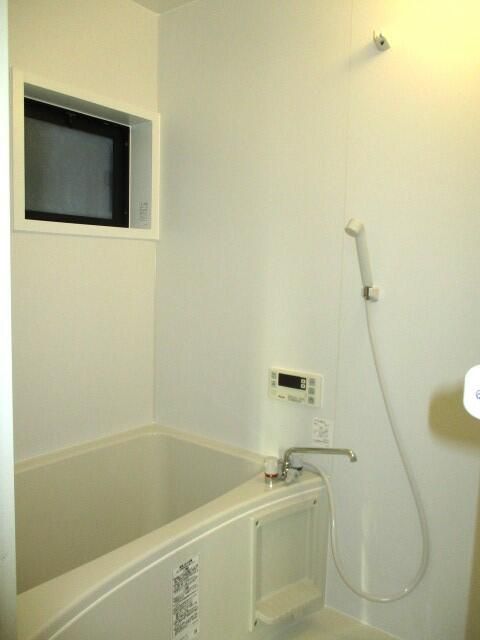 ��ʌ�����s�厚�����̃A�p�[�g�̃o�X