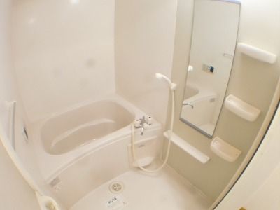 ��ʌ�����s���ԂP���ڂ̃A�p�[�g�̃o�X