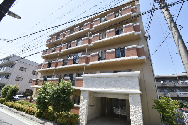 ��ʌ��������܎s��{��听���R���ڂ̃}���V�����̌����O��