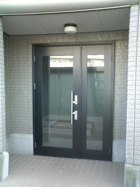 ��ʌ��������܎s����O���U���ڂ̃A�p�[�g�̃G���g�����X