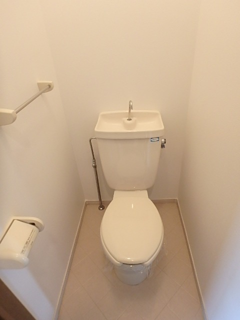 ��ʌ�����s�厚�����̃A�p�[�g�̃g�C��