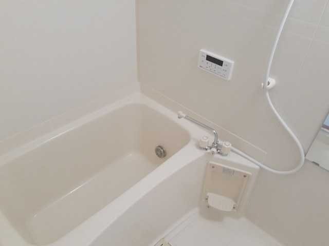 ��ʌ������s���T���ڂ̃A�p�[�g�̃o�X