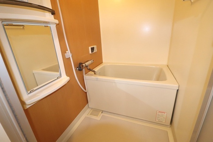 ��ʌ��������܎s������V�����S���ڂ̃A�p�[�g�̃o�X