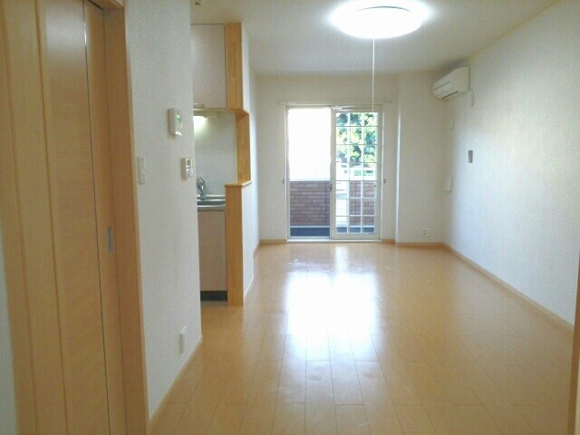 ��ʌ�����s�����P���ڂ̃A�p�[�g�̋��ԁE���r���O