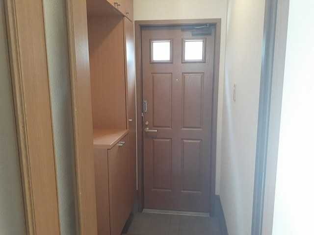 ��ʌ������s���T���ڂ̃A�p�[�g�̌���