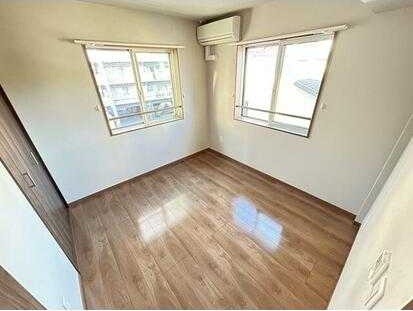 ��ʌ��������܎s�Y�a��ݒ��U���ڂ̃}���V�����̐Q��