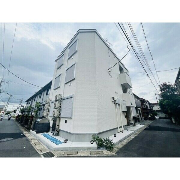 ��ʌ������s�����P���ڂ̃A�p�[�g�̌����O��