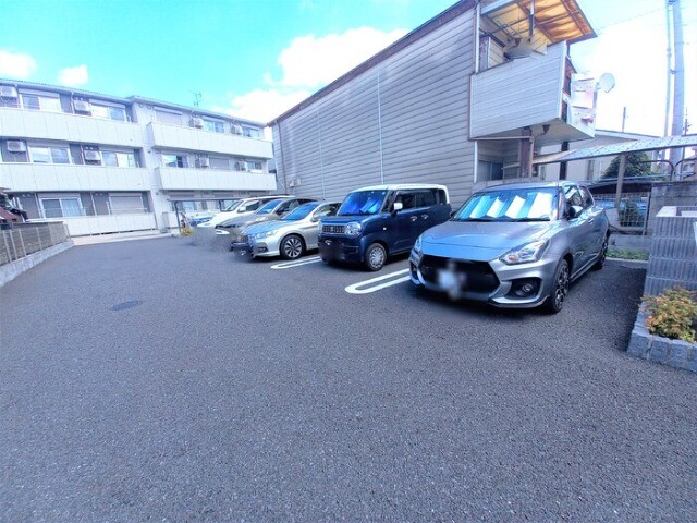 ��ʌ��z�J�s�z�P�J�̃A�p�[�g�̒��ԏ�