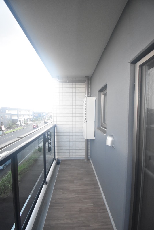 ��ʌ��������܎s��΋�������Q���ڂ̃}���V�����̃o���R�j�[