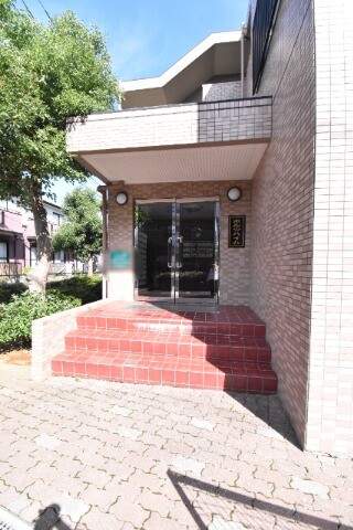 ��ʌ�����s�����P���ڂ̃}���V�����̃G���g�����X