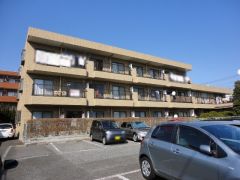 ��ʌ��������܎s�k��听���S����64�̃}���V�����̌����O��