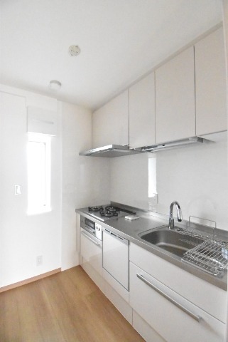 ��ʌ�����s������R���ڂ̃}���V�����̃L�b�`��