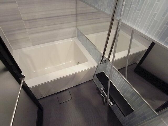 ��ʌ�����s�{���S���ڂ̃}���V�����̃o�X