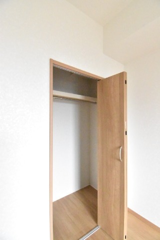 ��ʌ�����s������R���ڂ̃}���V�����̎��[