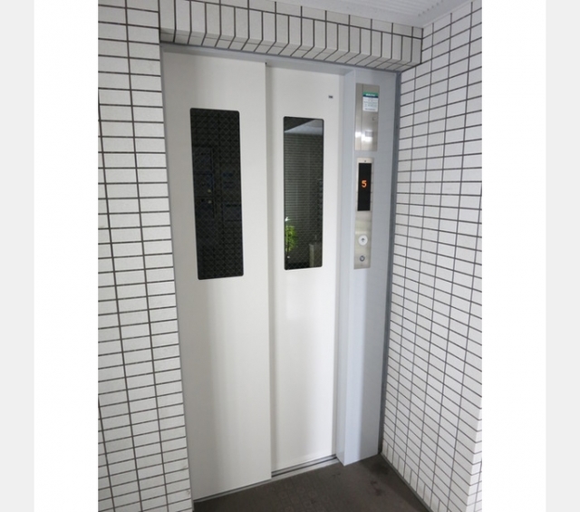 ��ʌ�����s������R���ڂ̃}���V�����̂��̑�