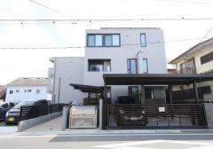 ʌ܎sYa挳Pڂ̃}V̌O