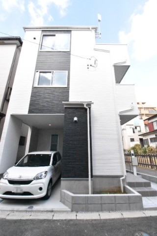 ��ʌ��������܎s������V�����R���ڂ̈�ˌ��Ă̌����O��