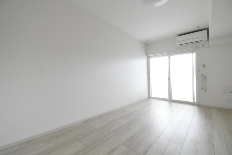 ��ʌ��������܎s�k��y�C���Q���ڂ̃}���V�����̋��ԁE���r���O