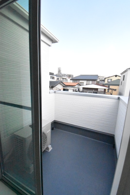 ��ʌ��������܎s������V�����R���ڂ̈�ˌ��Ẵo���R�j�[