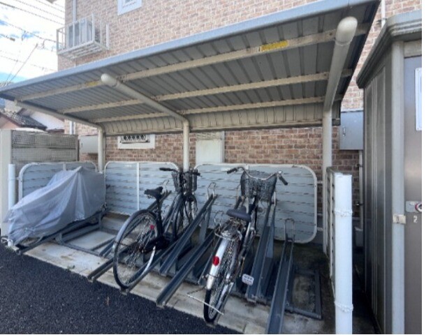 ��ʌ��t�����s�����g�c�̃A�p�[�g�̂��̑�