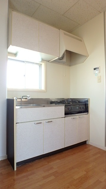 ��ʌ��������܎s��{��听���P���ڂ̃A�p�[�g�̃L�b�`��