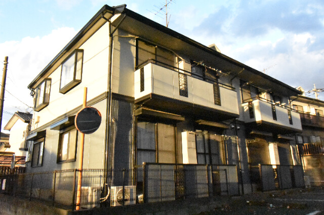 ��ʌ�����s�厚�����̃A�p�[�g�̌����O��