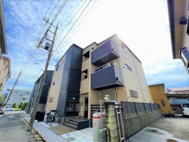 ��ʌ�����s�����P���ڂ̃A�p�[�g�̌����O��