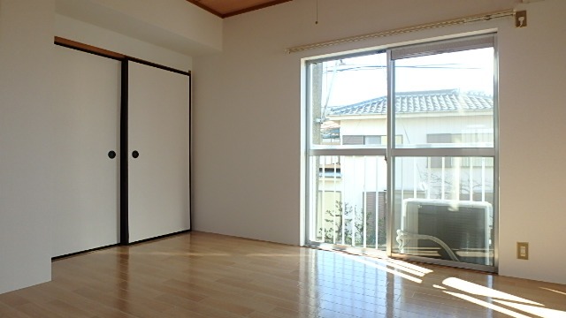 ��ʌ��������܎s��{��听���P���ڂ̃A�p�[�g�̂��̑������E�X�y�[�X