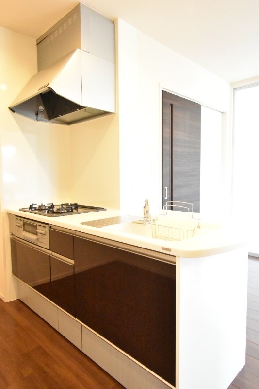 ��ʌ��������܎s��{��O���P���ڂ̃}���V�����̃L�b�`��