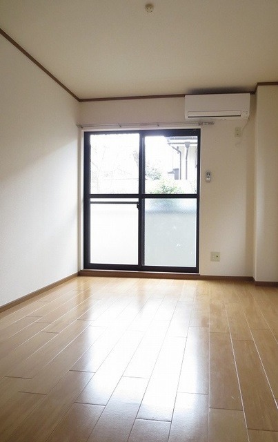 ��ʌ��������܎s��΋撇���Q���ڂ̃}���V�����̋��ԁE���r���O