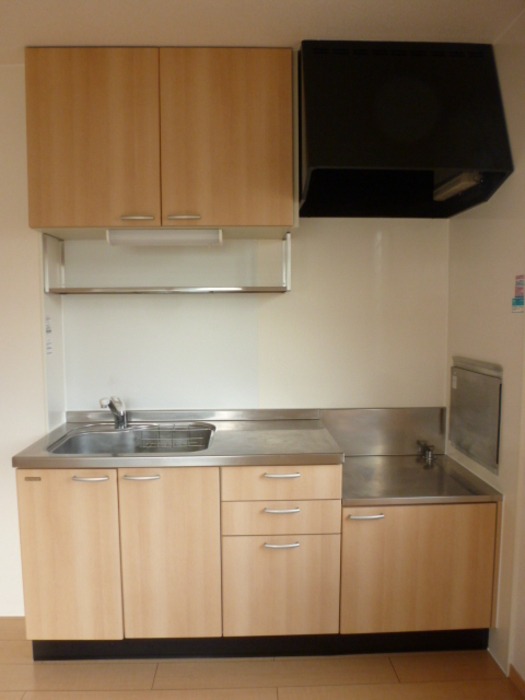 ��ʌ�����s���ԂR���ڂ̃A�p�[�g�̃L�b�`��