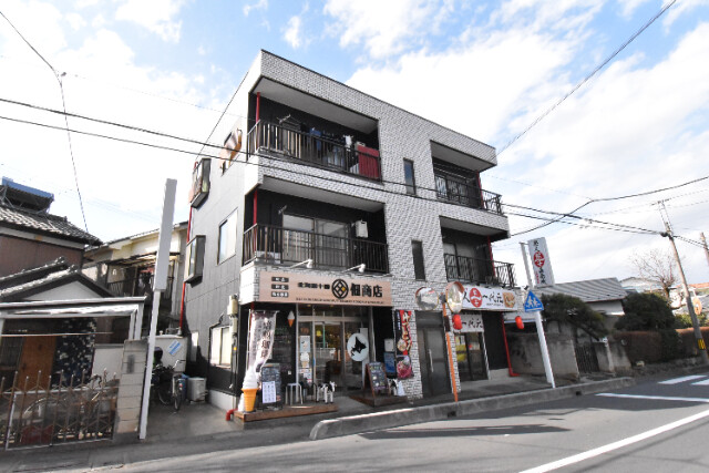 ��ʌ��������܎s��{��㏬���̃}���V�����̌����O��