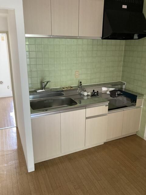 ��ʌ�����s�Ԉ�R���ڂ̃}���V�����̃L�b�`��