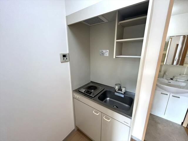 ��ʌ��z�J�s�����̃}���V�����̃L�b�`��