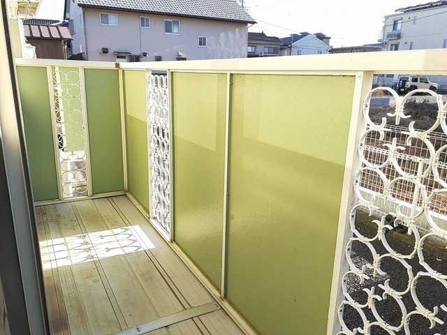 ��ʌ������s���v��̃A�p�[�g�̃o���R�j�[