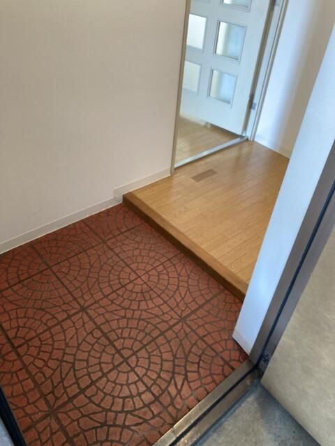 ��ʌ�����s�Ԉ�R���ڂ̃}���V�����̌���