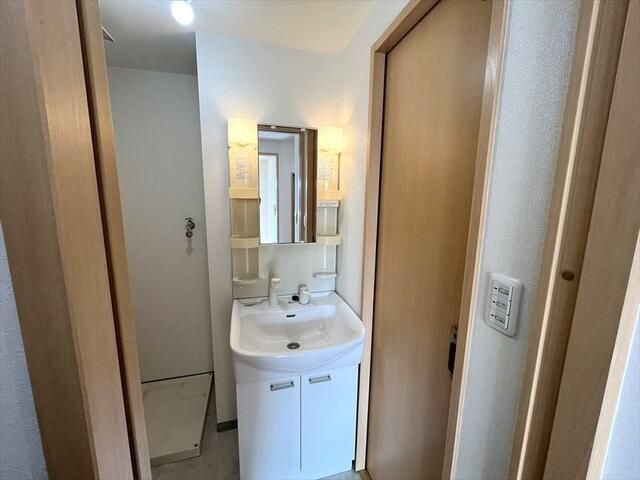 ��ʌ��z�J�s�����̃}���V�����̂��̑�