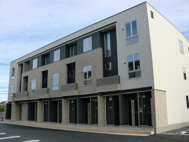 ��ʌ������s���v��̃A�p�[�g�̌����O��