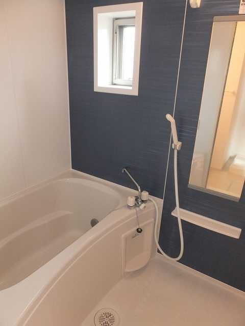 ��ʌ������s���v��̃A�p�[�g�̃o�X